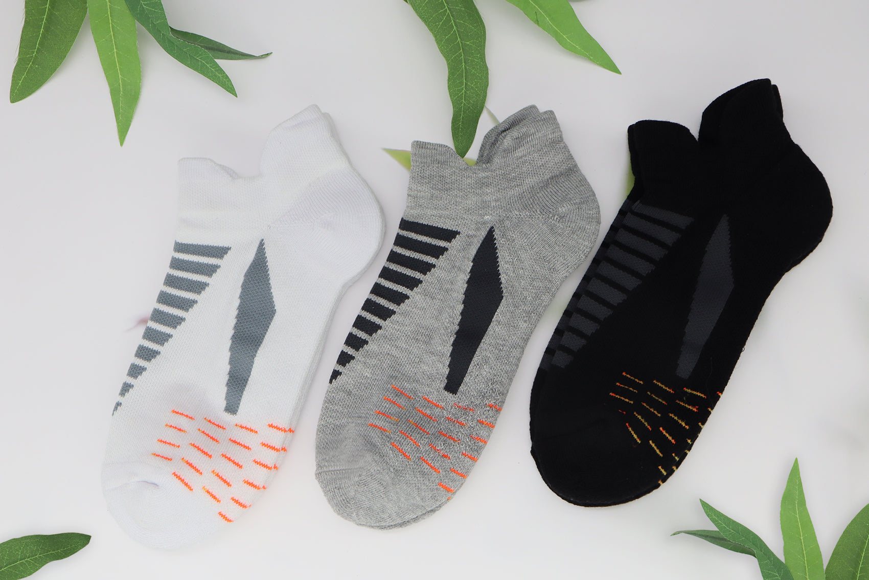 Are bamboo socks good for hiking?