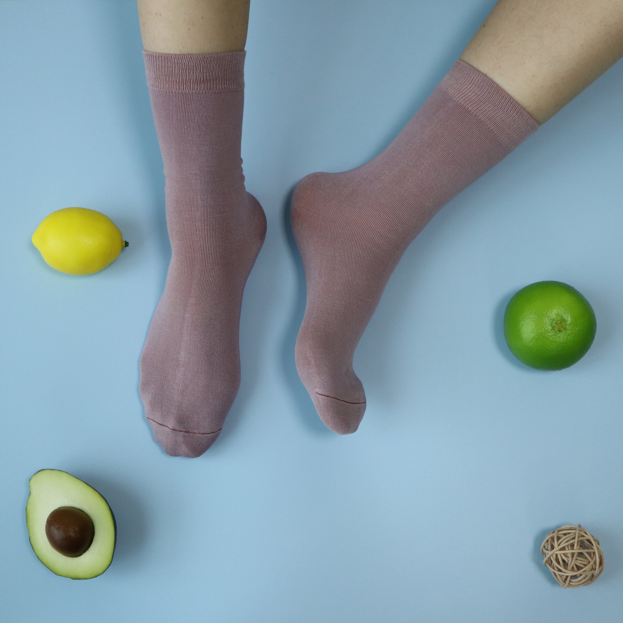 SERISIMPLE Makes its Mark With Environmentally Friendly Socks