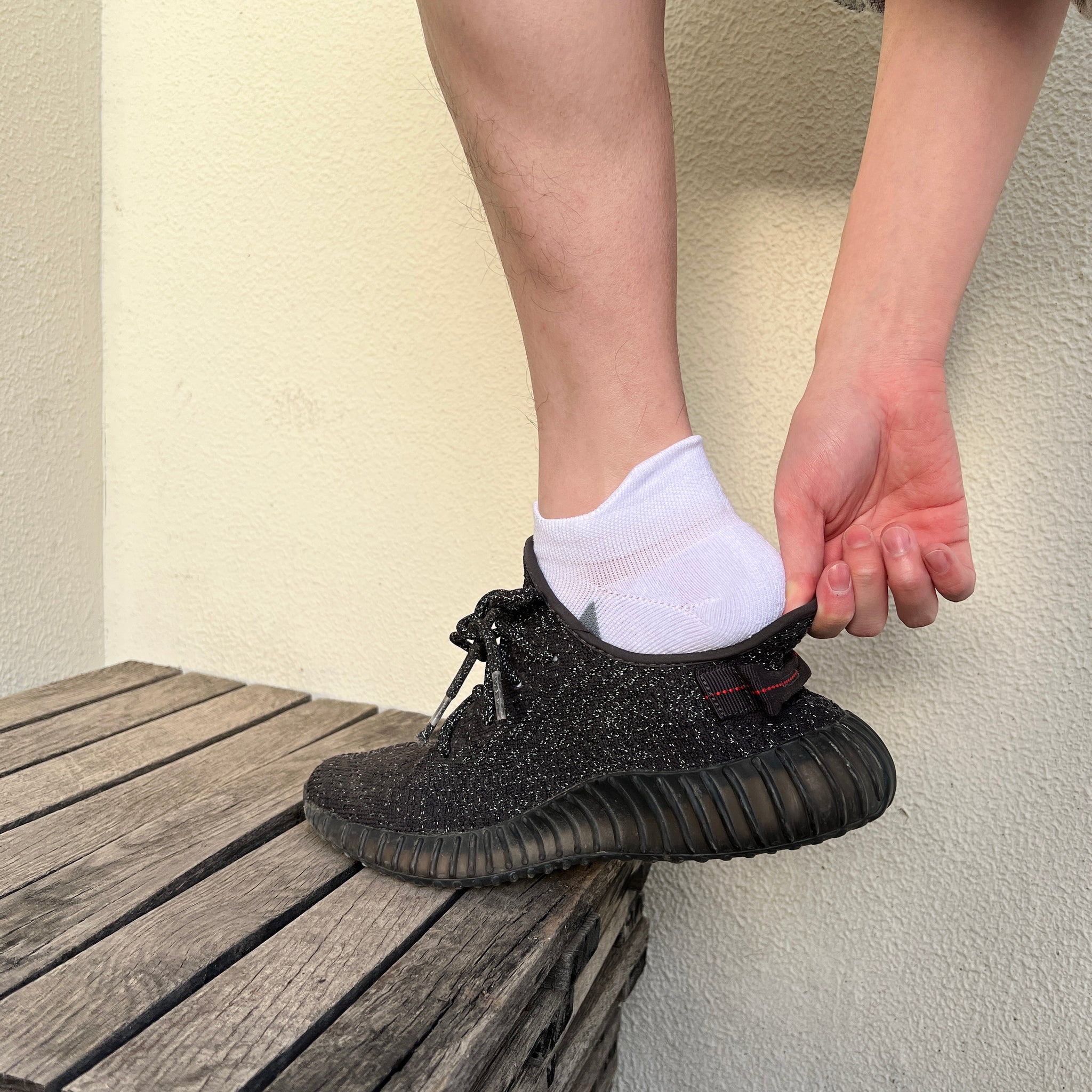 SERISIMPLE Low Cut Performance Cotton Bamboo Socks Padding Athletic Cushion Compression Wicking Running Men Women 3 Pairs