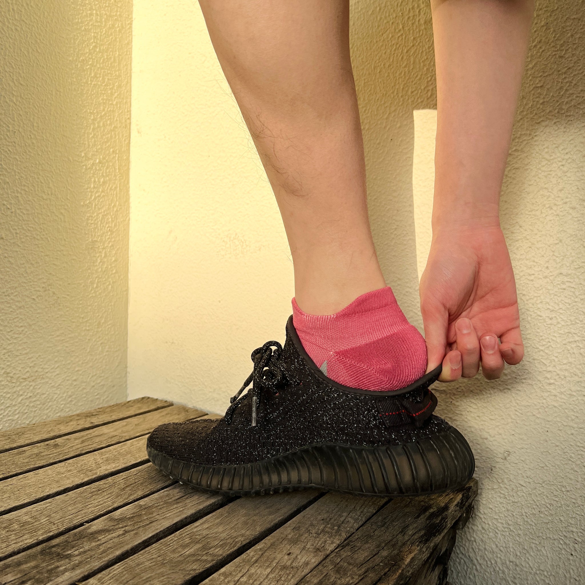 SERISIMPLE Low Cut Performance Cotton Bamboo Socks Padding Athletic Cushion Compression Wicking Running Men Women 3 Pairs