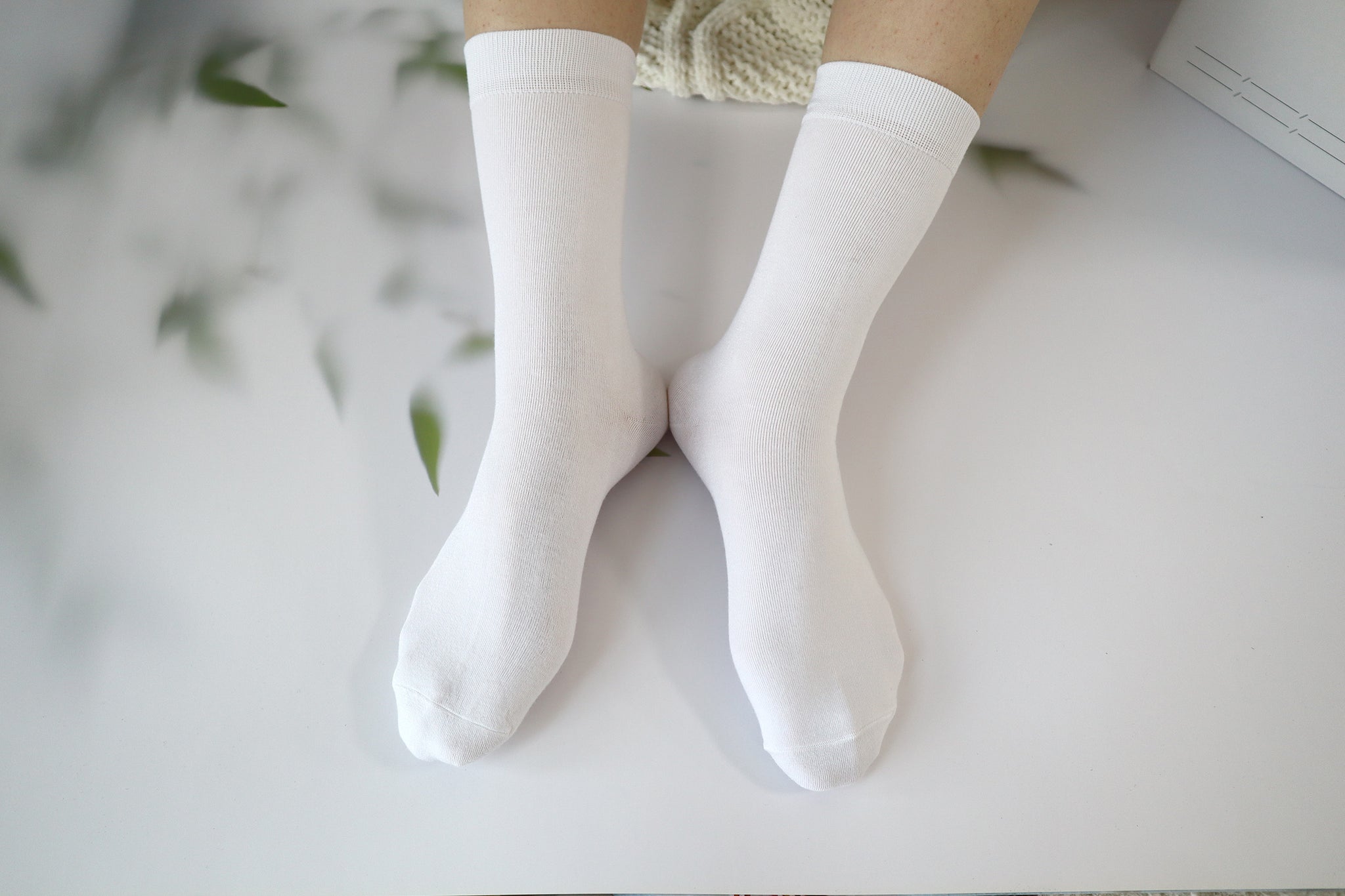 Women's Soft Thin Bamboo Crew Socks, Fit Stretchy Casual, Business, Dress Calf Sock 5 Pairs