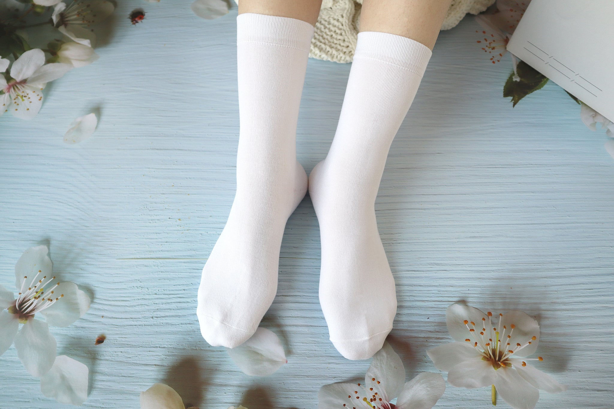 Women's Soft Thin Bamboo Crew Socks, Fit Stretchy Casual, Business, Dress Calf Sock 5 Pairs