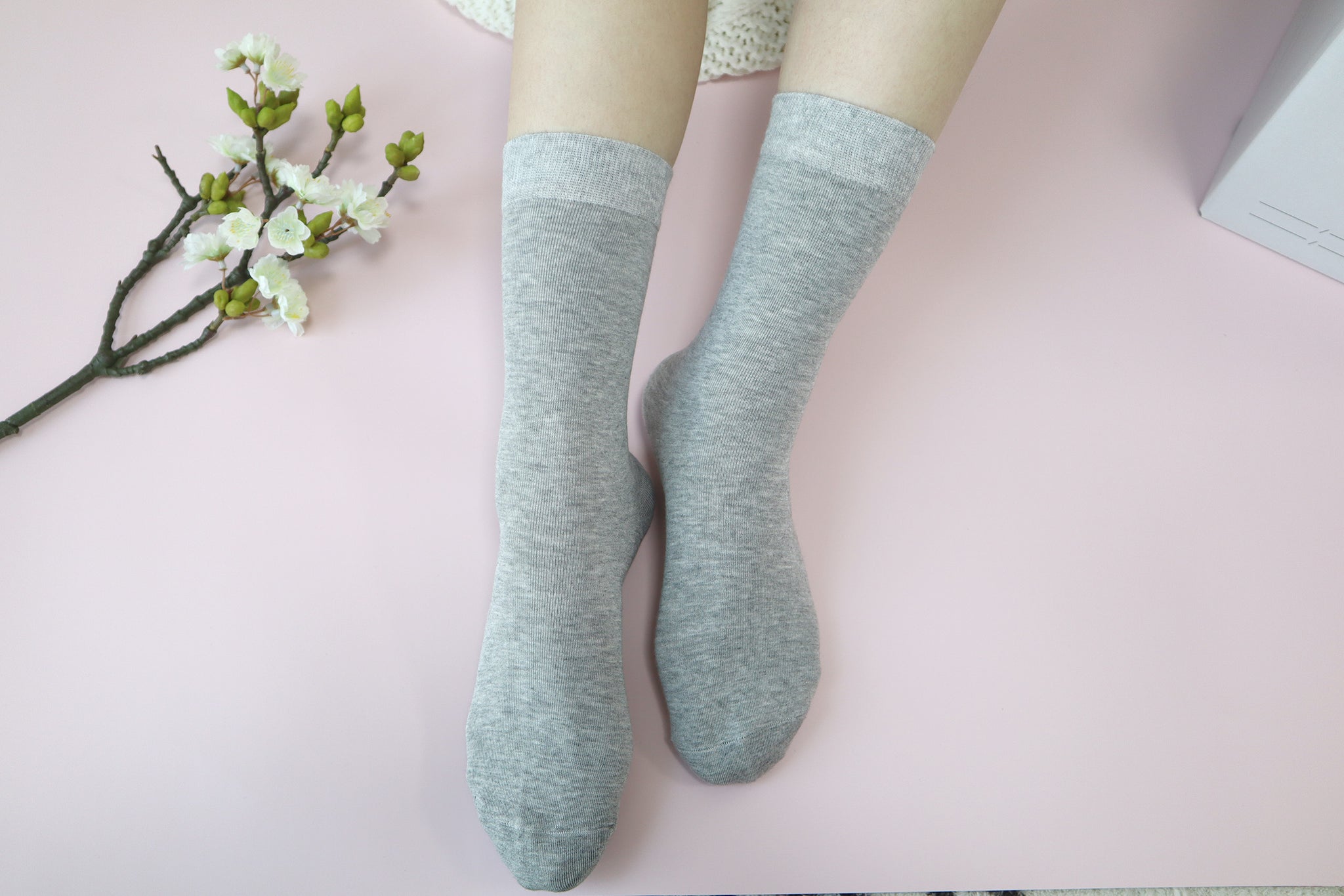 Women's Soft Thin Bamboo Crew Socks, Fit Stretchy Casual, Business, Dress Calf Sock 5 Pairs