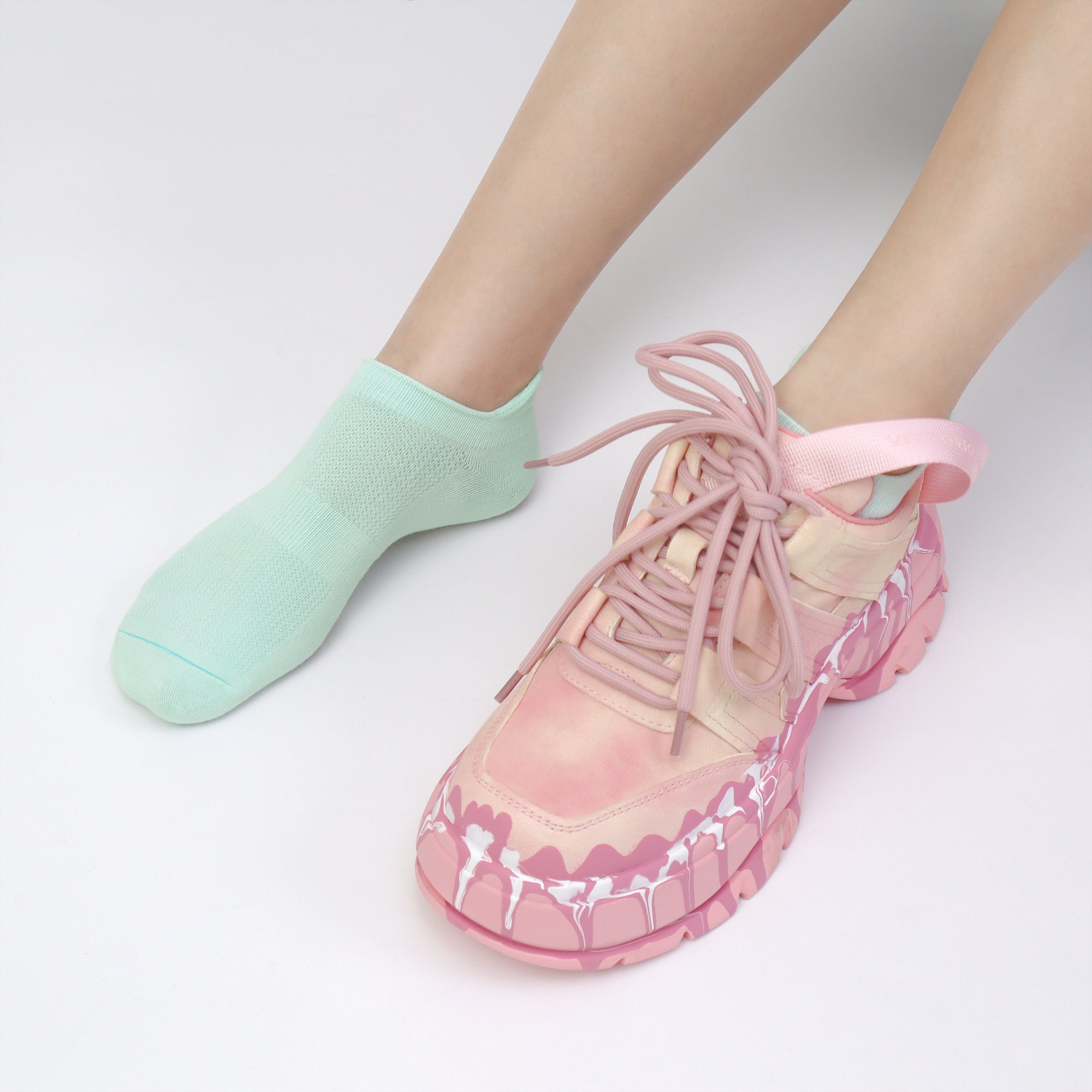Women Ultra Thin Socks Bamboo Low Cut No Show Ventilating Low Ankle Anti Odor Arch Support Mesh Socks 5 Pairs