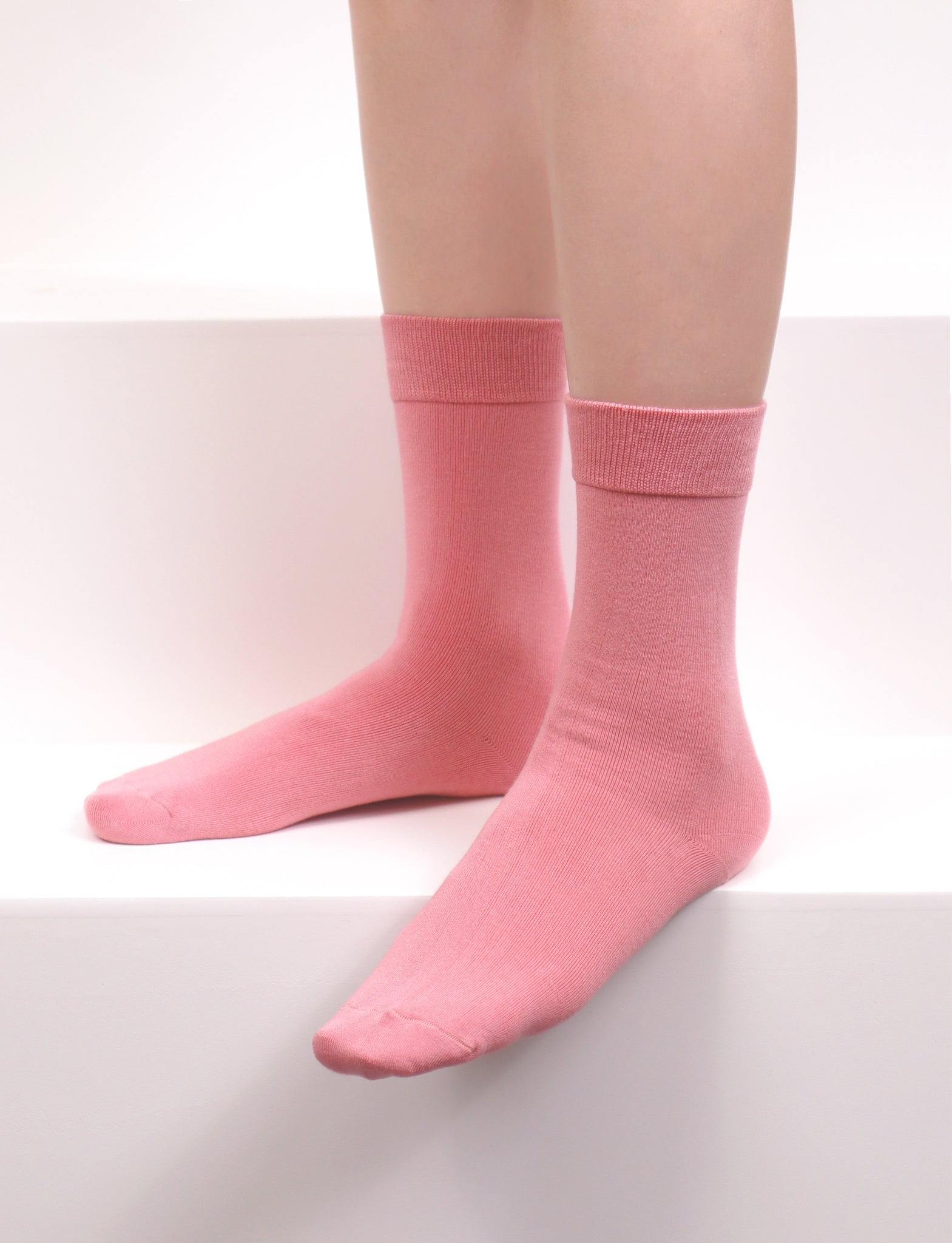Bamboo Kids Crew Socks School Anti Odor Socks for Boys Girls Uniform Thin Flat Seam Socks 5 Pairs