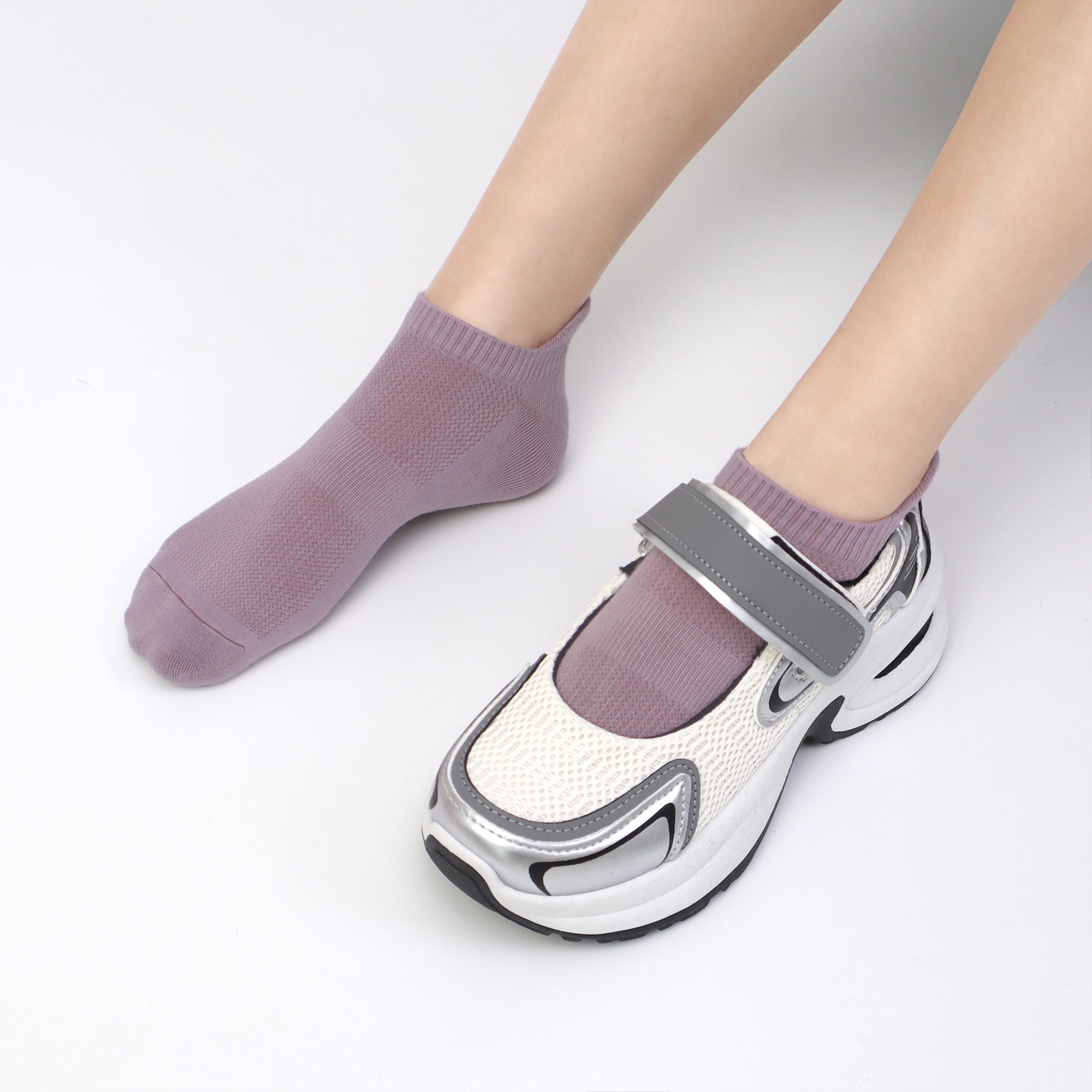 Women Ultra Thin Socks Bamboo Low Cut No Show Ventilating Low Ankle Anti Odor Arch Support Mesh Socks 5 Pairs