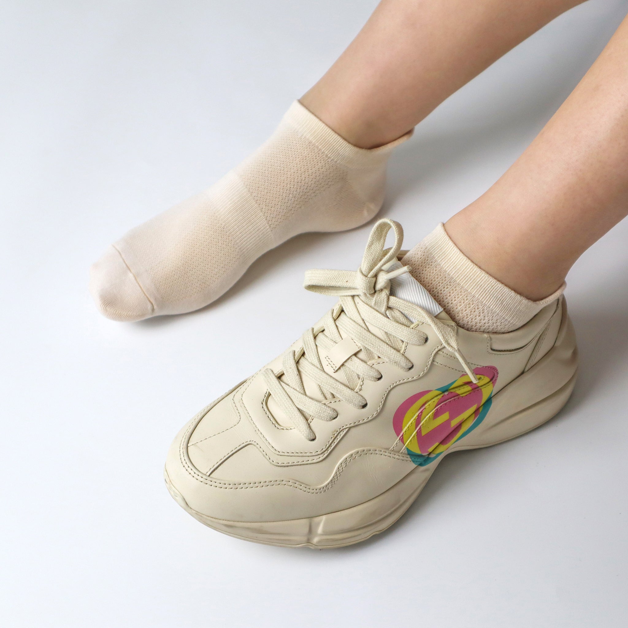 Women Ultra Thin Socks Bamboo Low Cut No Show Ventilating Low Ankle Anti Odor Arch Support Mesh Socks 5 Pairs