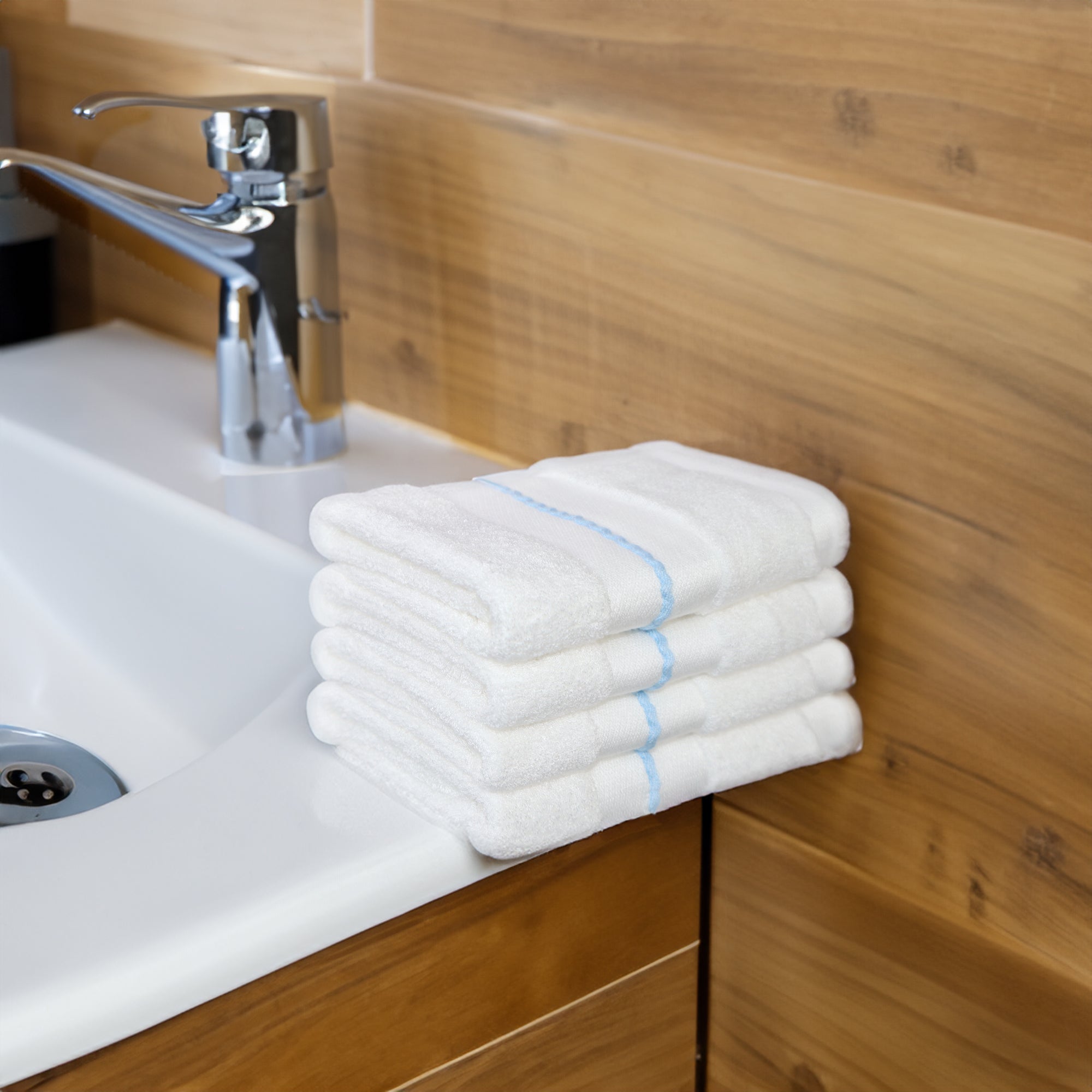 Premium Viscose Bamboo Washcloth Set - Pack of 4, 13x13 in Soft and Absorbent, Durable and Comfortable, Suitable for Body & Face, Baby and Adults